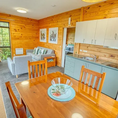 Paparoa Beach Hideaway With Hot Tub Barrytown Exterior photo