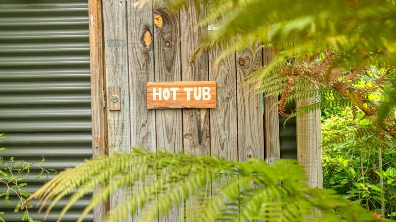Paparoa Hideaway With Hot Tub *
